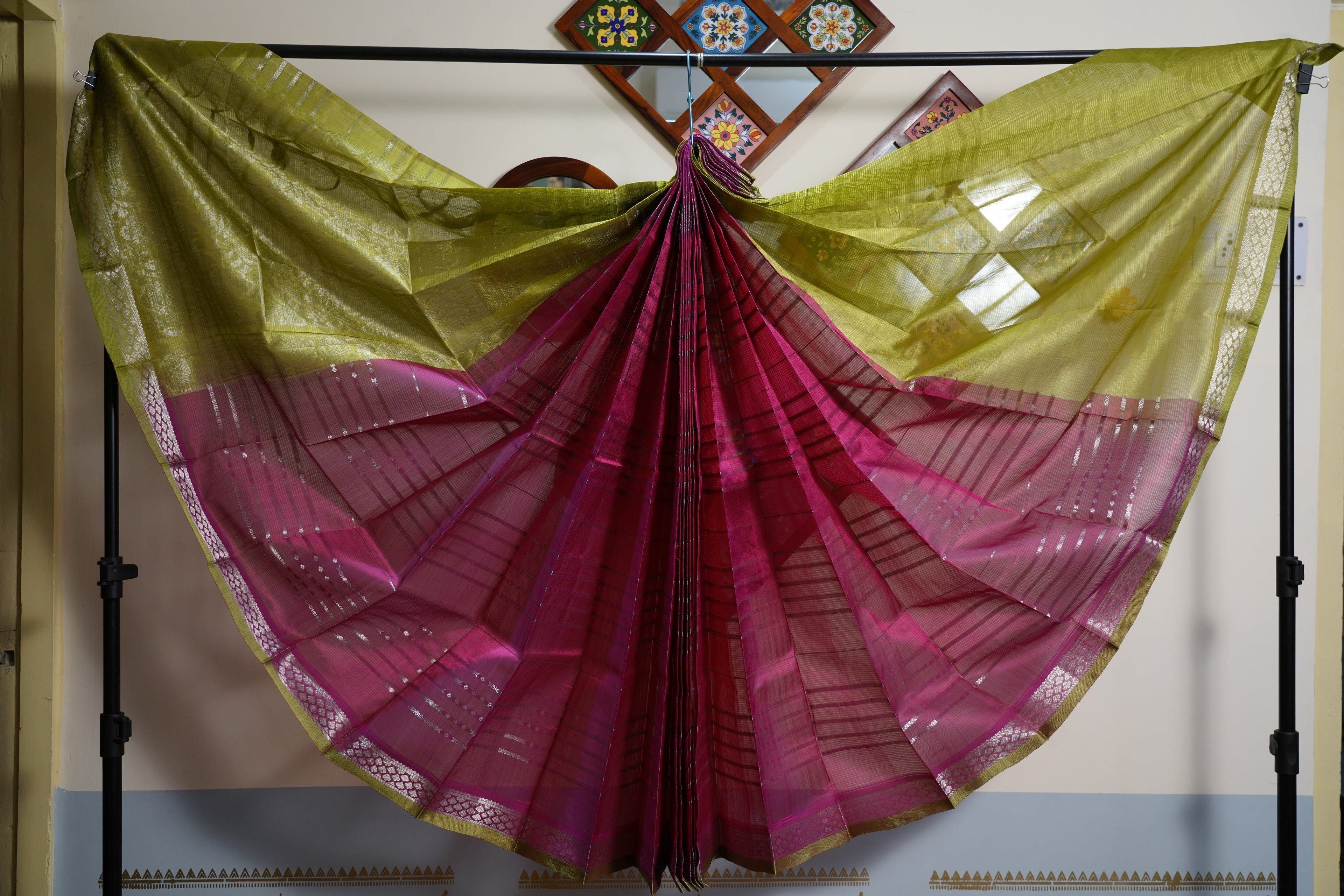 5 Ways to Style a Saree