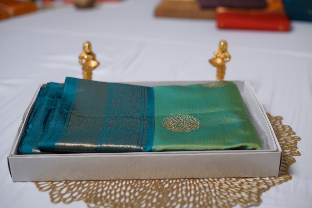 Gadwal silk saree- Sea green with blue border and rich pallu