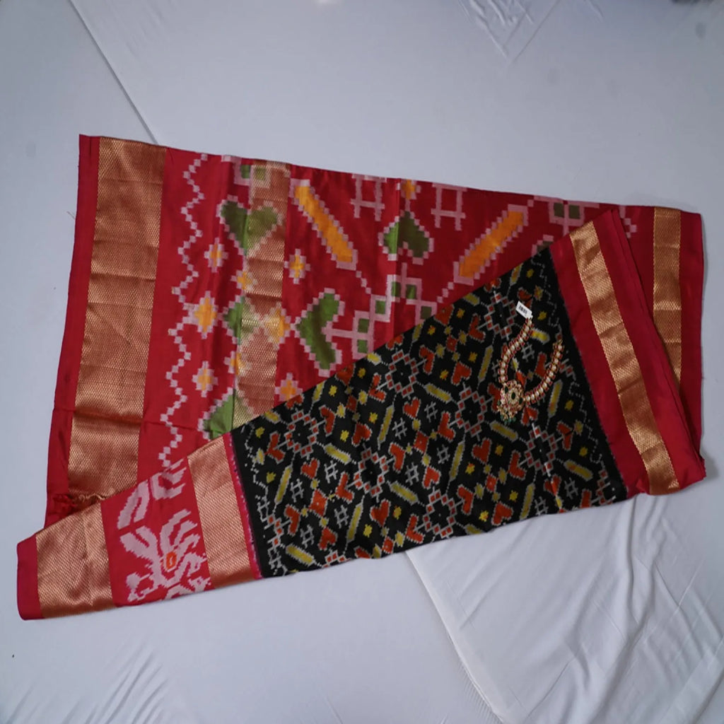 Pochampally Ikkat Silk Saree  Black & Rani Pink with Kanchi Border Potola Ikkat Design