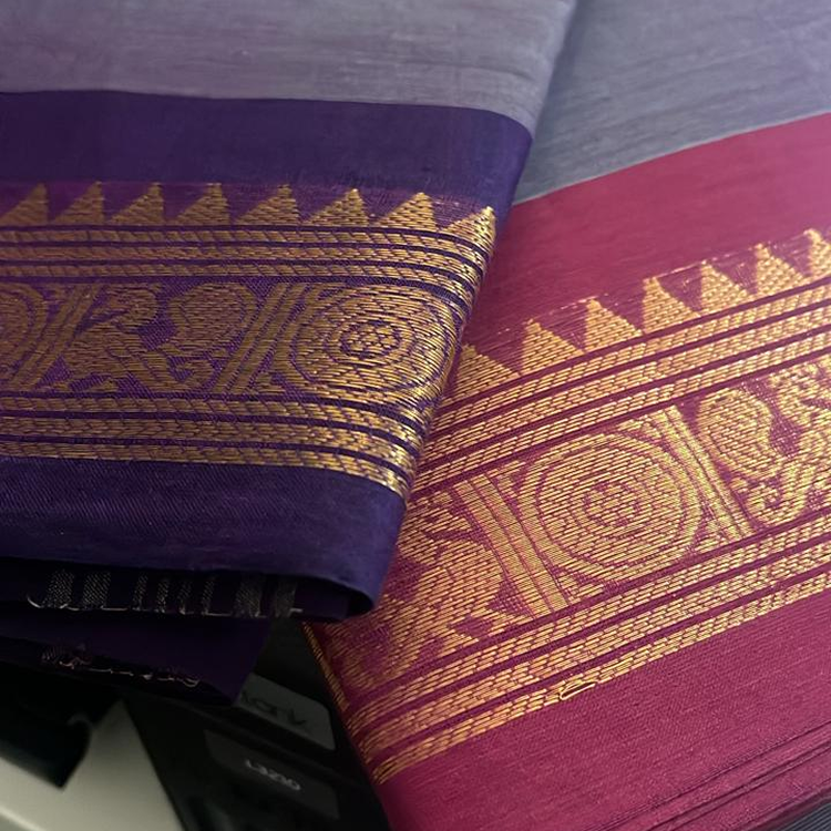 Kanchi cotton saree-Handweaved-ganga jamuna border.Light voilet with voilet & rani pink border